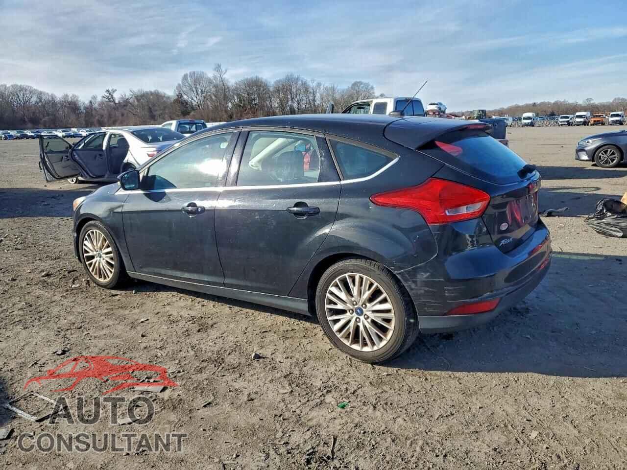 FORD FOCUS 2015 - 1FADP3N27FL235033