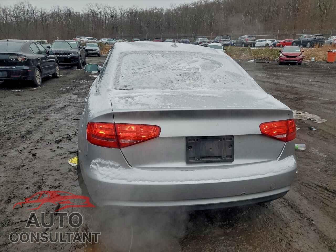 AUDI A4 2013 - WAUDFAFL1DA119728
