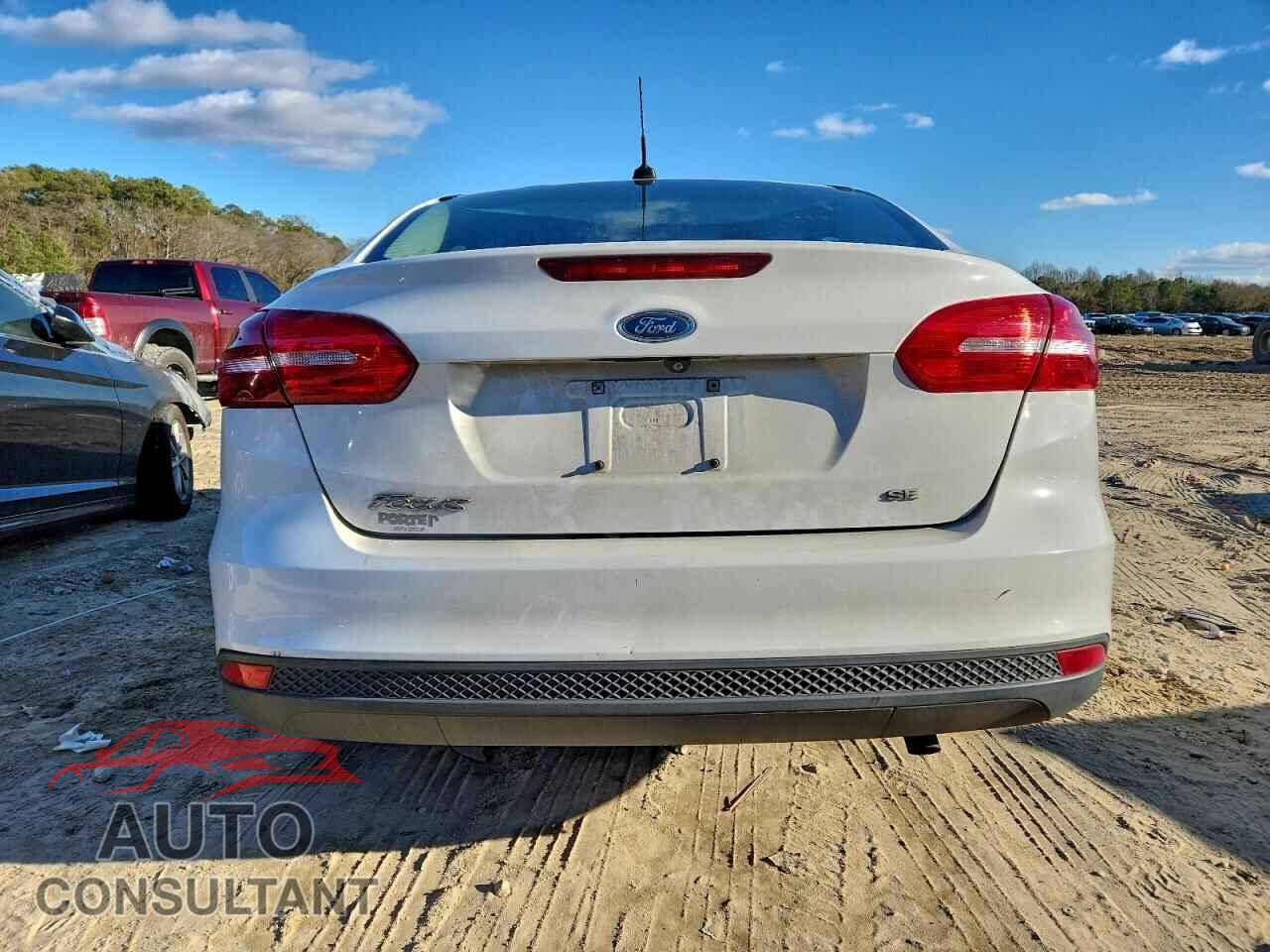 FORD FOCUS 2017 - 1FADP3F25HL240782