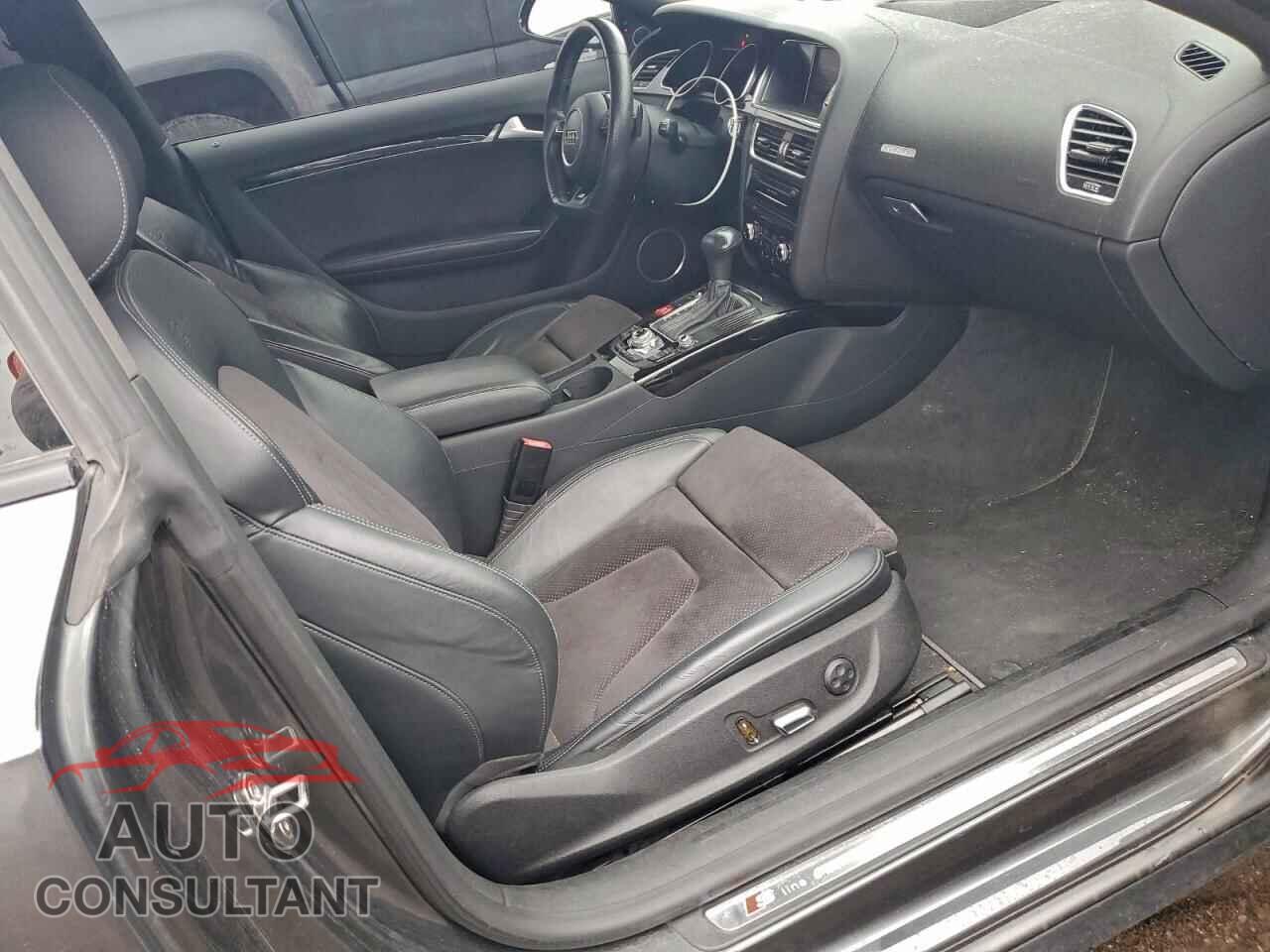 AUDI A5 2014 - WAUMFAFR2EA065345