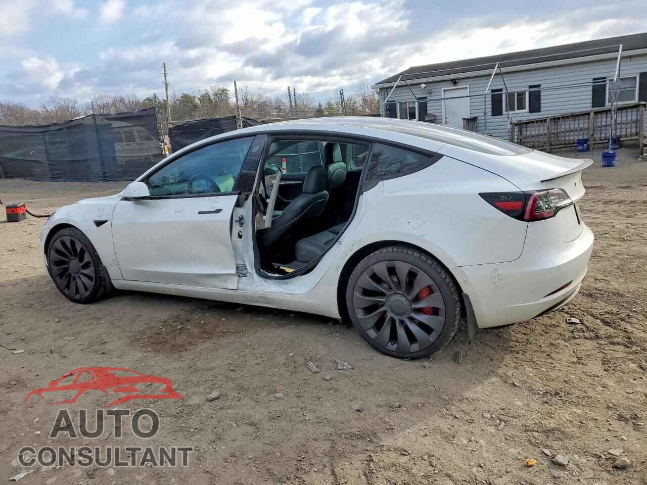 TESLA MODEL 3 2021 - 5YJ3E1EC5MF045207