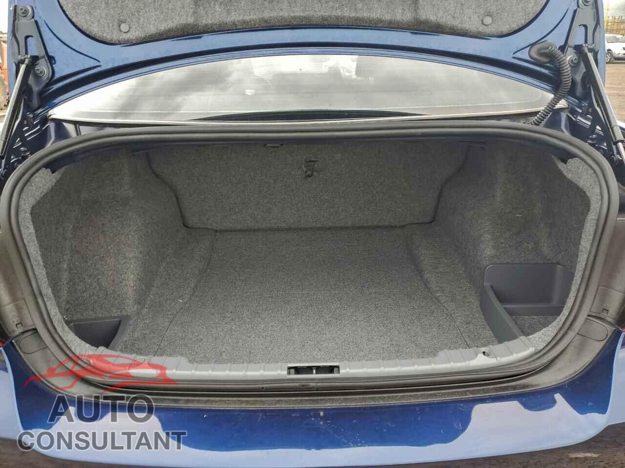 BMW 3 SERIES 2011 - WBAPH7C59BE460607