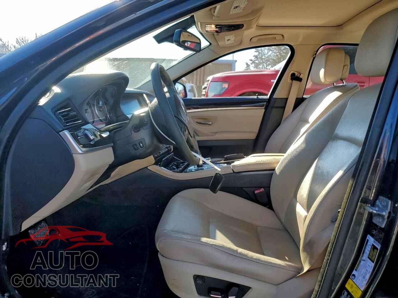 BMW 5 SERIES 2012 - WBAFU7C58CDU57552