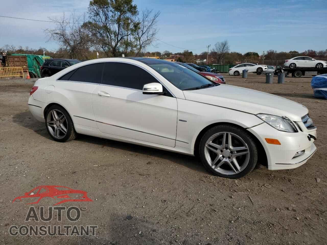 MERCEDES-BENZ E-CLASS 2012 - WDDKJ5KB5CF170864