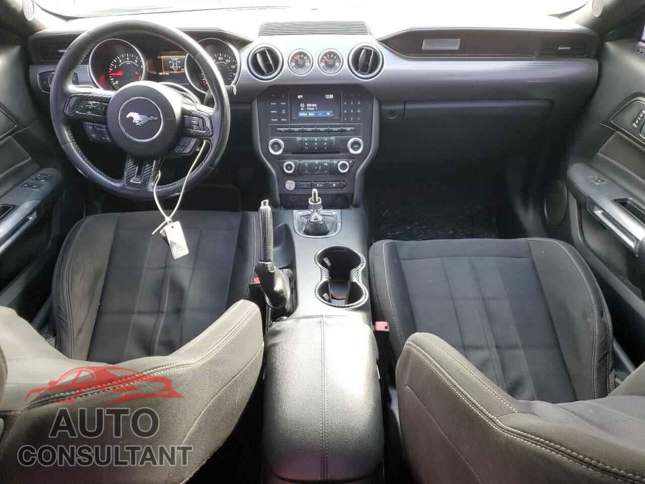 FORD MUSTANG 2018 - 1FA6P8CF3J5146603