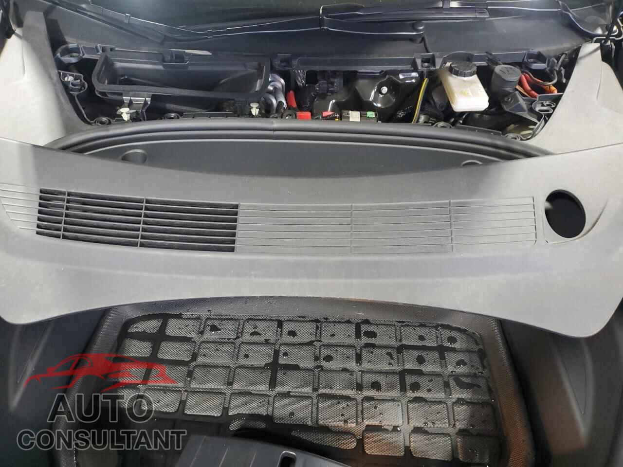 TESLA MODEL 3 2022 - 5YJ3E1EA0NF331028