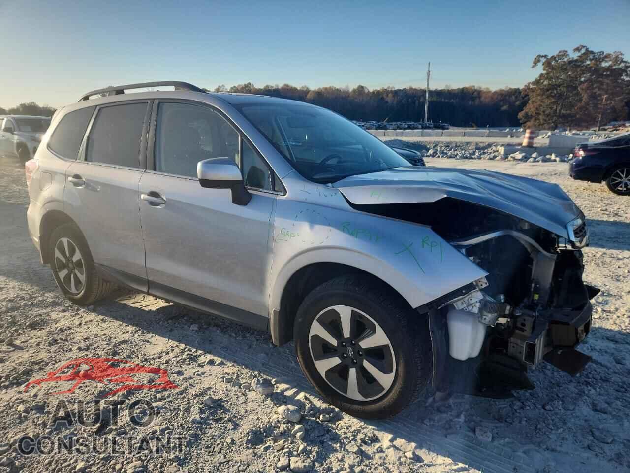 SUBARU FORESTER 2018 - JF2SJAJC4JH403813