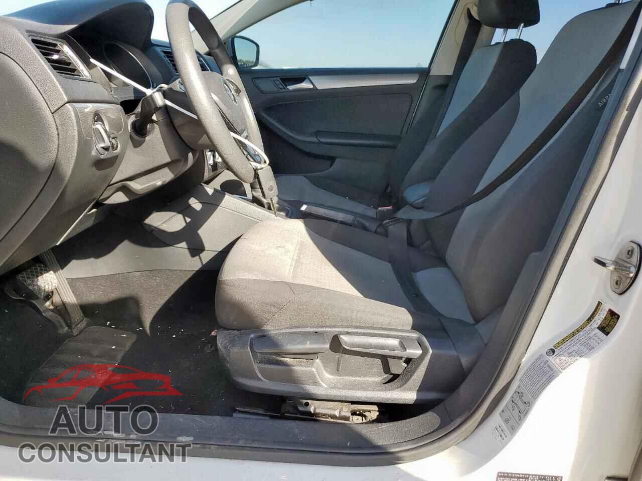 VOLKSWAGEN JETTA 2017 - 3VW2B7AJ2HM300874