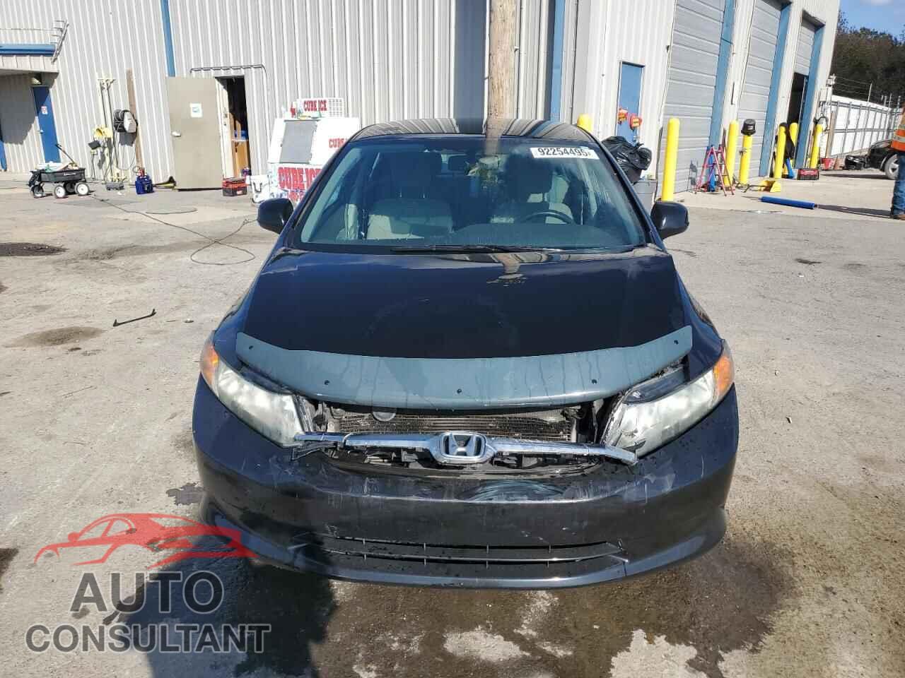 HONDA CIVIC 2012 - 2HGFB2F43CH008072