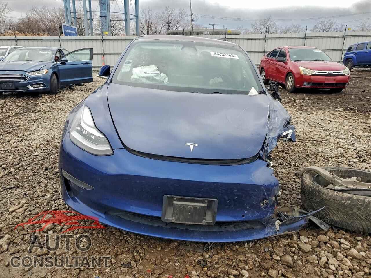 TESLA MODEL 3 2019 - 5YJ3E1EA4KF400945