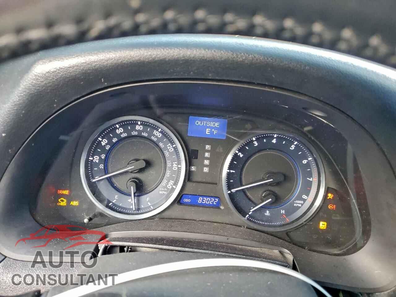 LEXUS IS 2011 - JTHCF5C29B5046758