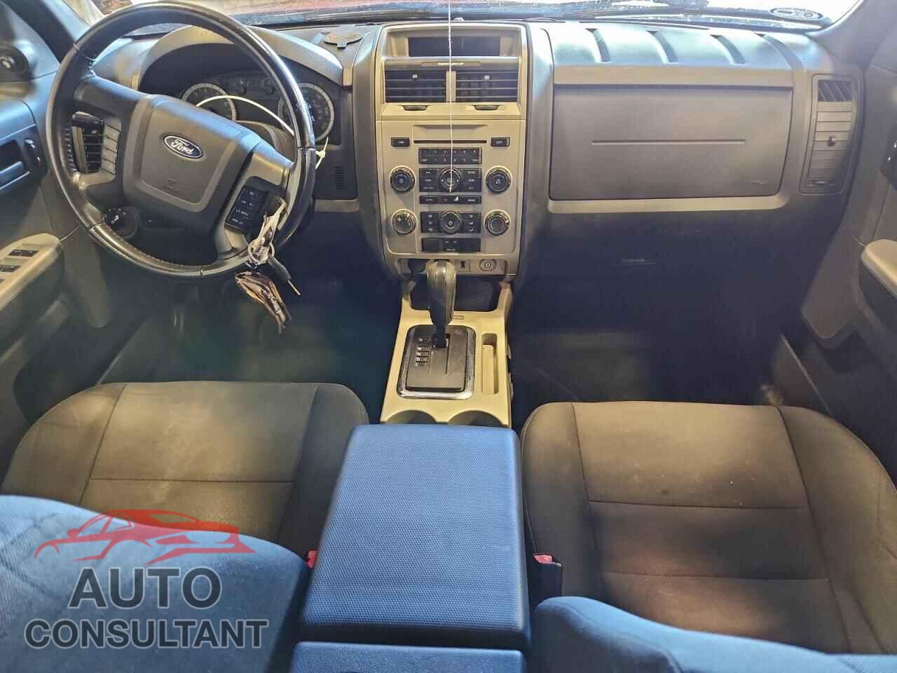 FORD ESCAPE 2012 - 1FMCU0D71CKC38257