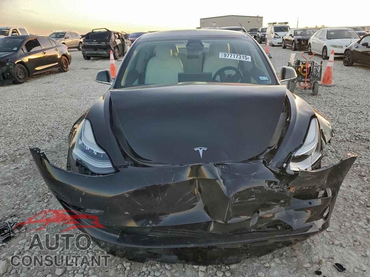 TESLA MODEL 3 2019 - 5YJ3E1EB6KF450626
