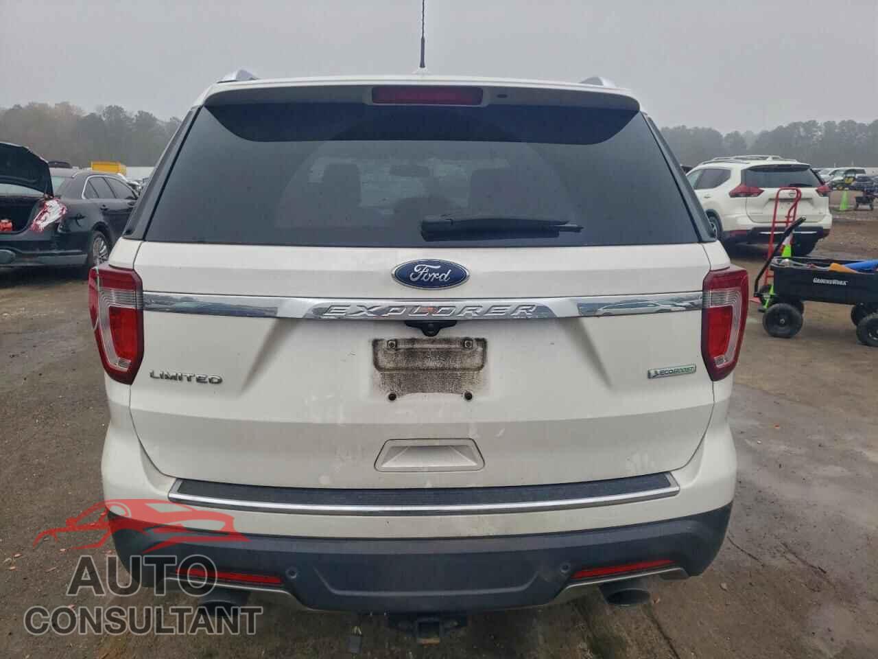 FORD EXPLORER 2018 - 1FM5K7FH9JGA76259