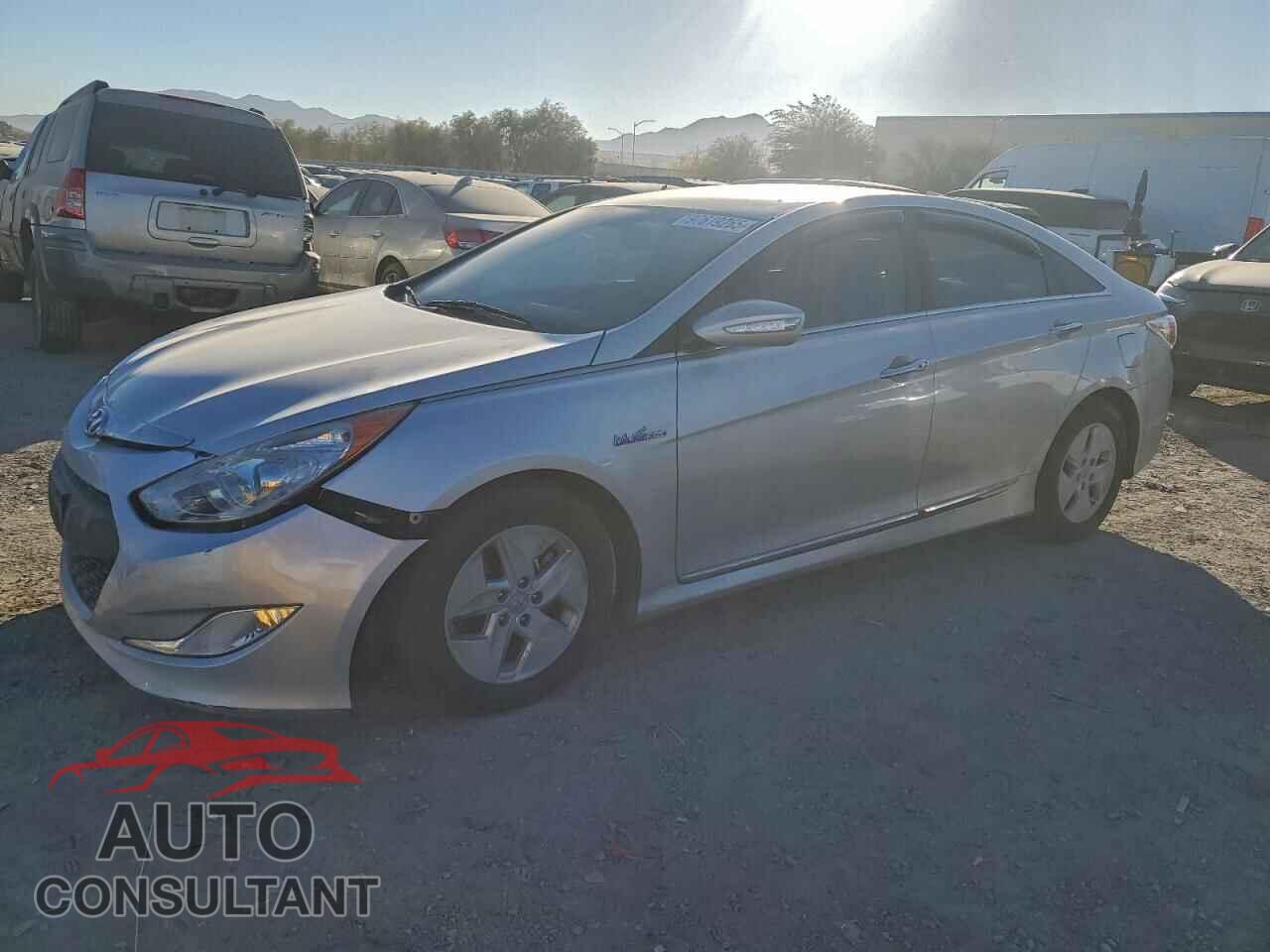 HYUNDAI SONATA 2012 - KMHEC4A49CA034664