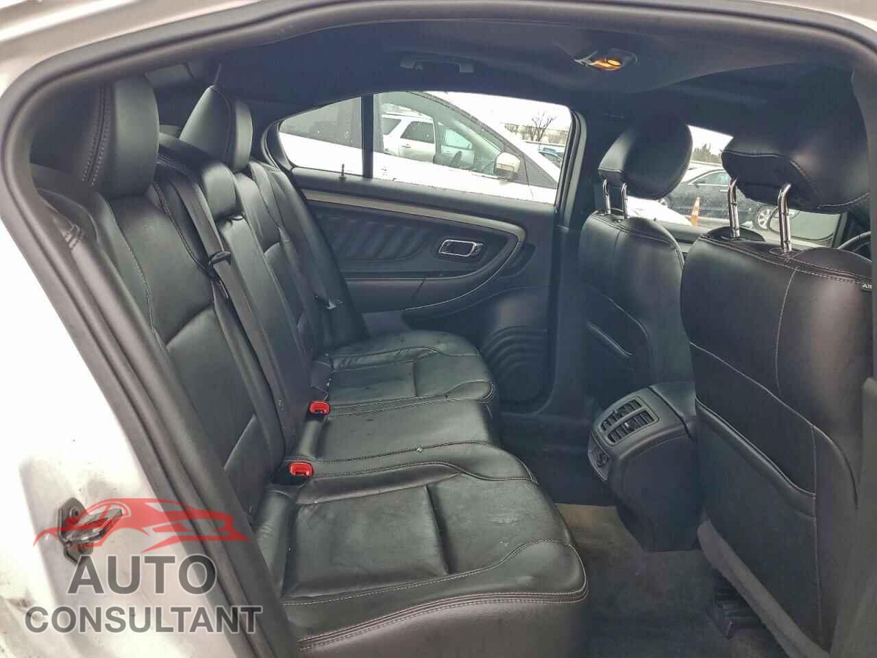 FORD TAURUS 2013 - 1FAHP2E82DG220817