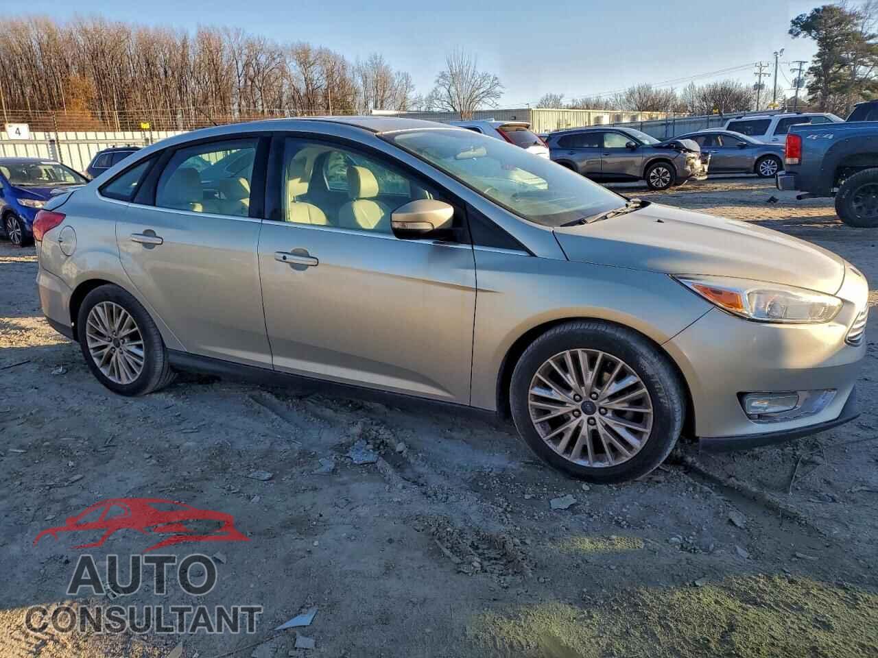 FORD FOCUS 2017 - 1FADP3J29HL272383