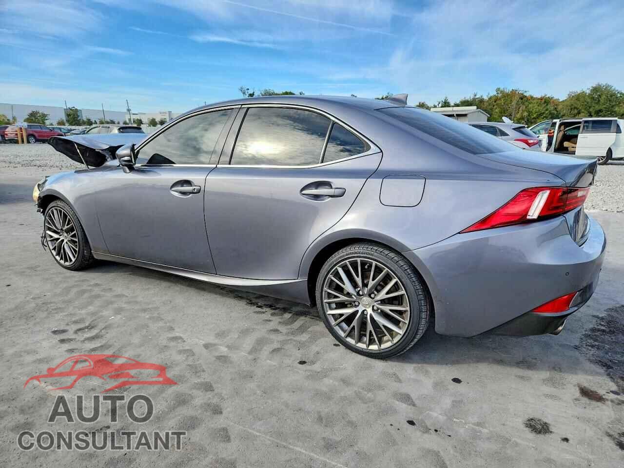 LEXUS IS 2015 - JTHBF1D28F5043732