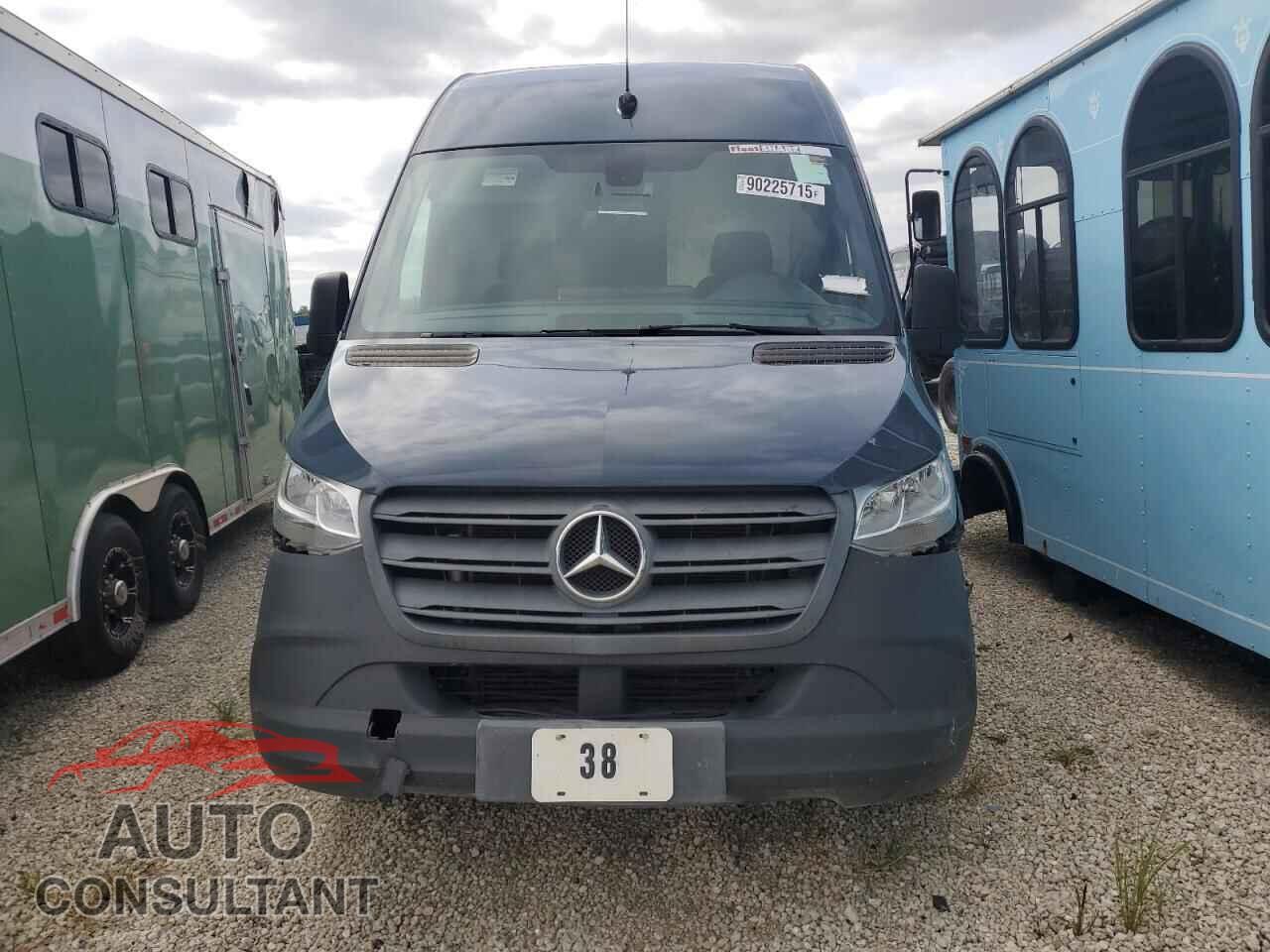 MERCEDES-BENZ SPRINTER 2019 - WD4PF1CD6KP143472