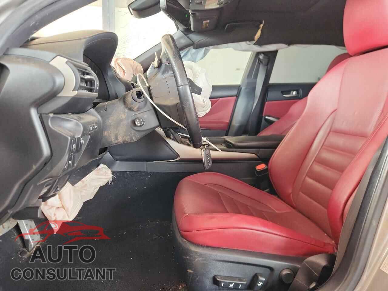 LEXUS IS 2018 - JTHBA1D29J5081316