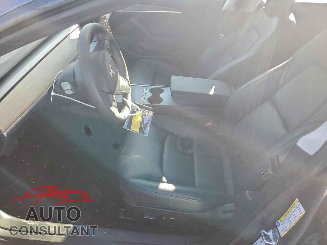 TESLA MODEL 3 2023 - 5YJ3E1EA8PF674625