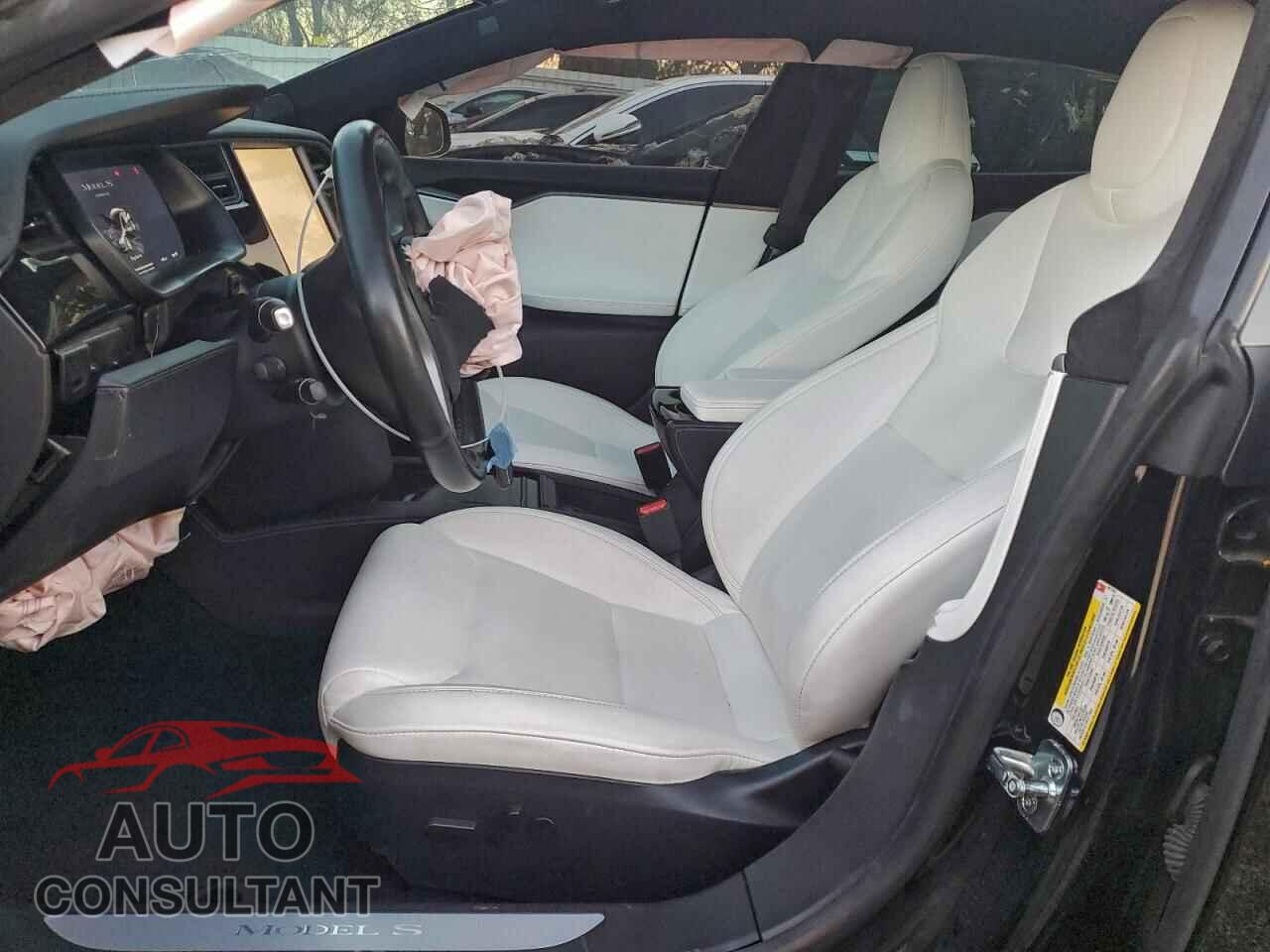 TESLA MODEL S 2021 - 5YJSA1E24MF427162