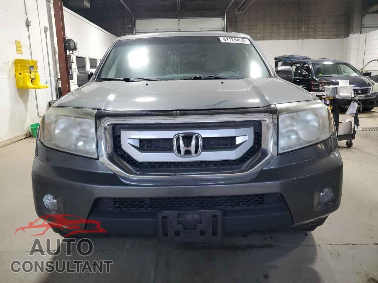 HONDA PILOT 2011 - 5FNYF4H41BB081434