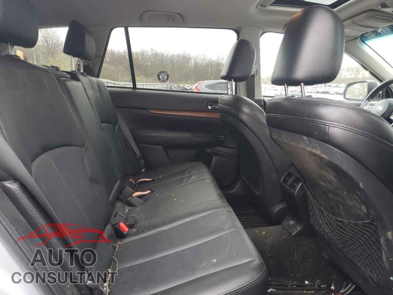 SUBARU OUTBACK 2013 - 4S4BRBKC4D3220968
