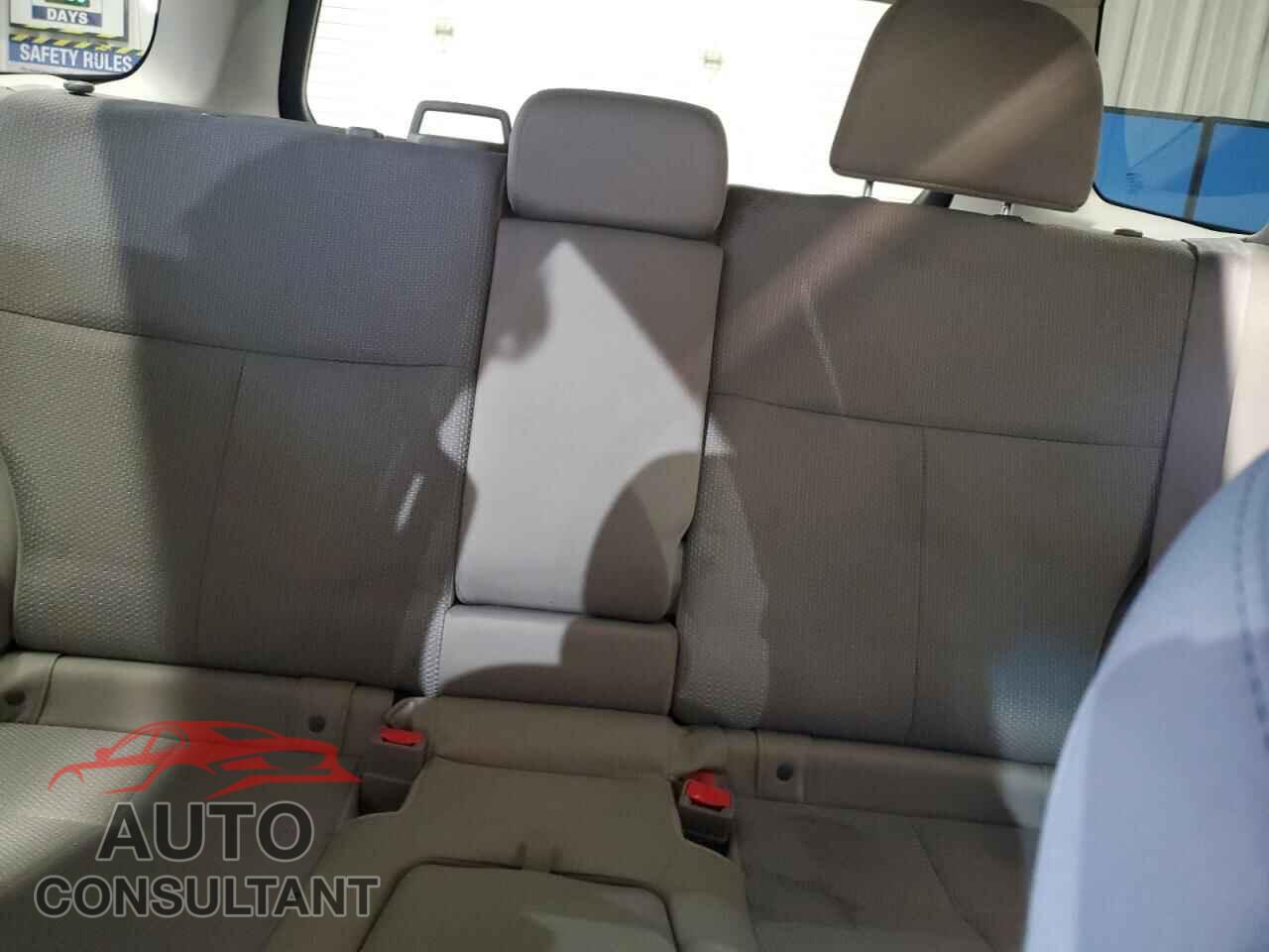 SUBARU FORESTER 2011 - JF2SHADC8BH782890