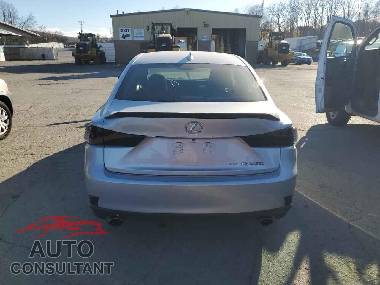 LEXUS IS 2014 - JTHCE1D23E5002933