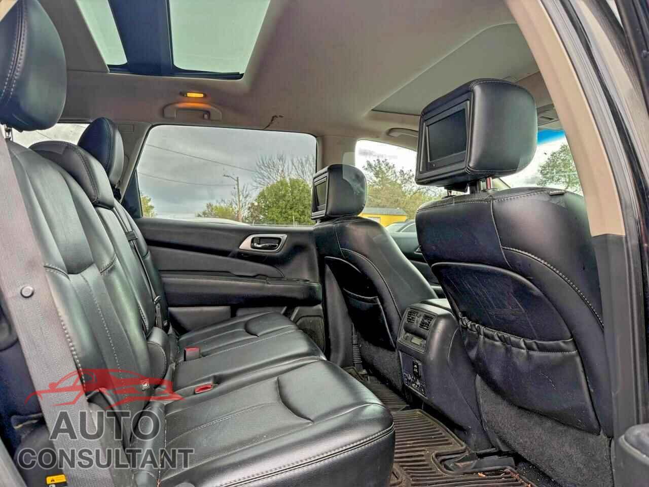 NISSAN PATHFINDER 2015 - 5N1AR2MM7FC607664