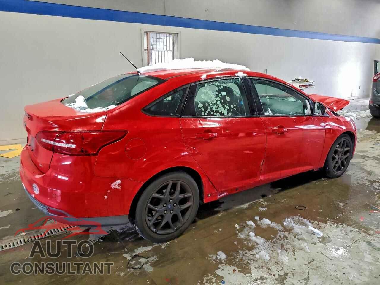 FORD FOCUS 2016 - 1FADP3F23GL332827