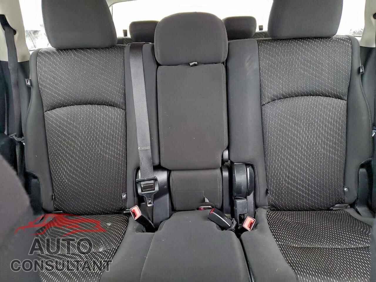DODGE JOURNEY 2011 - 3D4PH1FG2BT518752