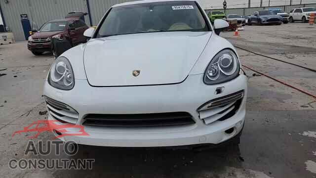 PORSCHE CAYENNE 2012 - WP1AA2A24CLA07158