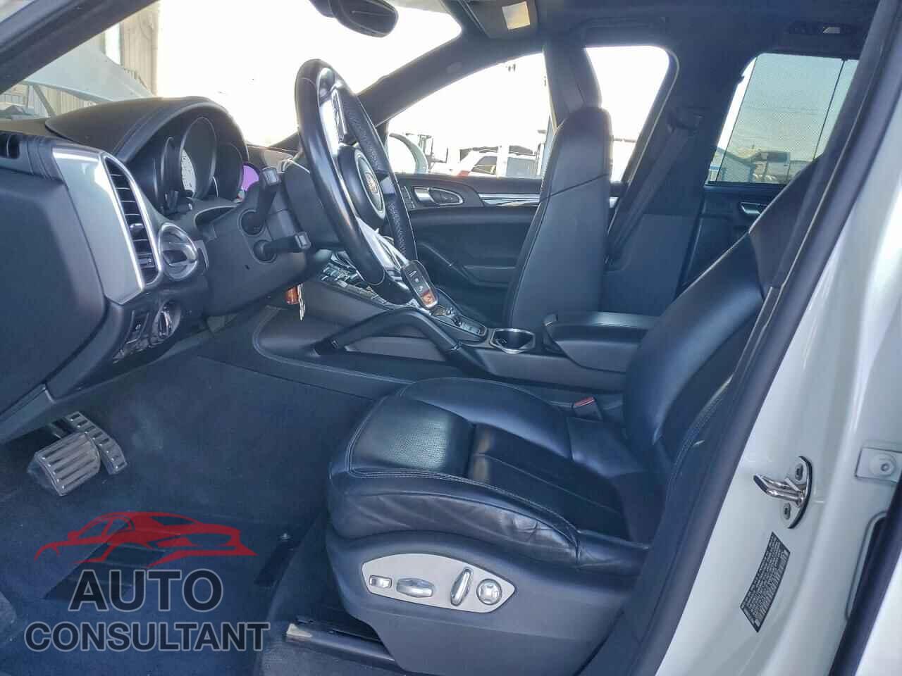 PORSCHE CAYENNE 2016 - WP1AD2A29GLA75162