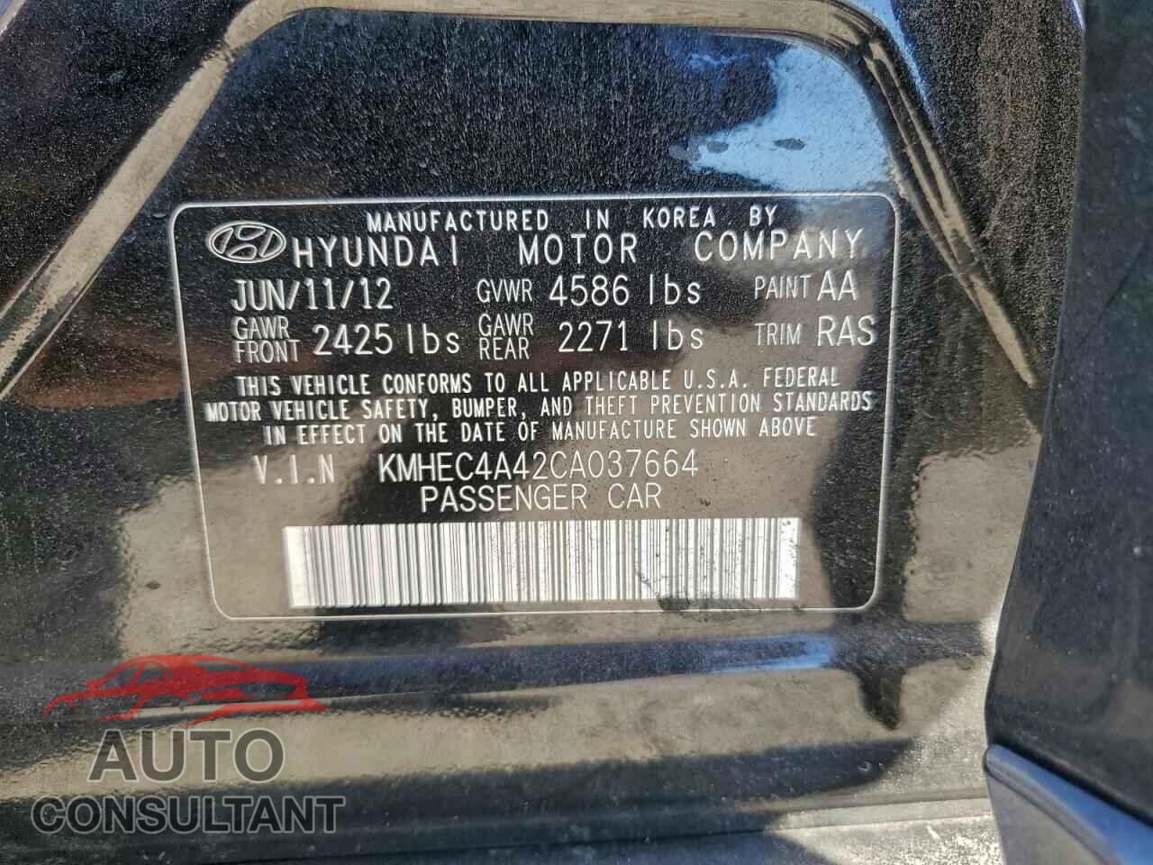 HYUNDAI SONATA 2012 - KMHEC4A42CA037664