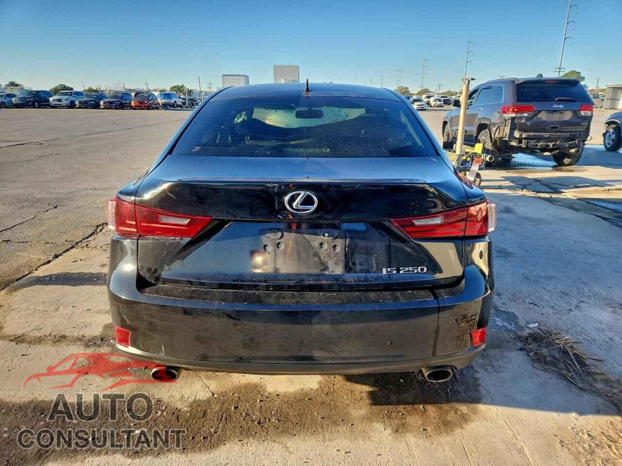 LEXUS IS 2014 - JTHBF1D21E5014412