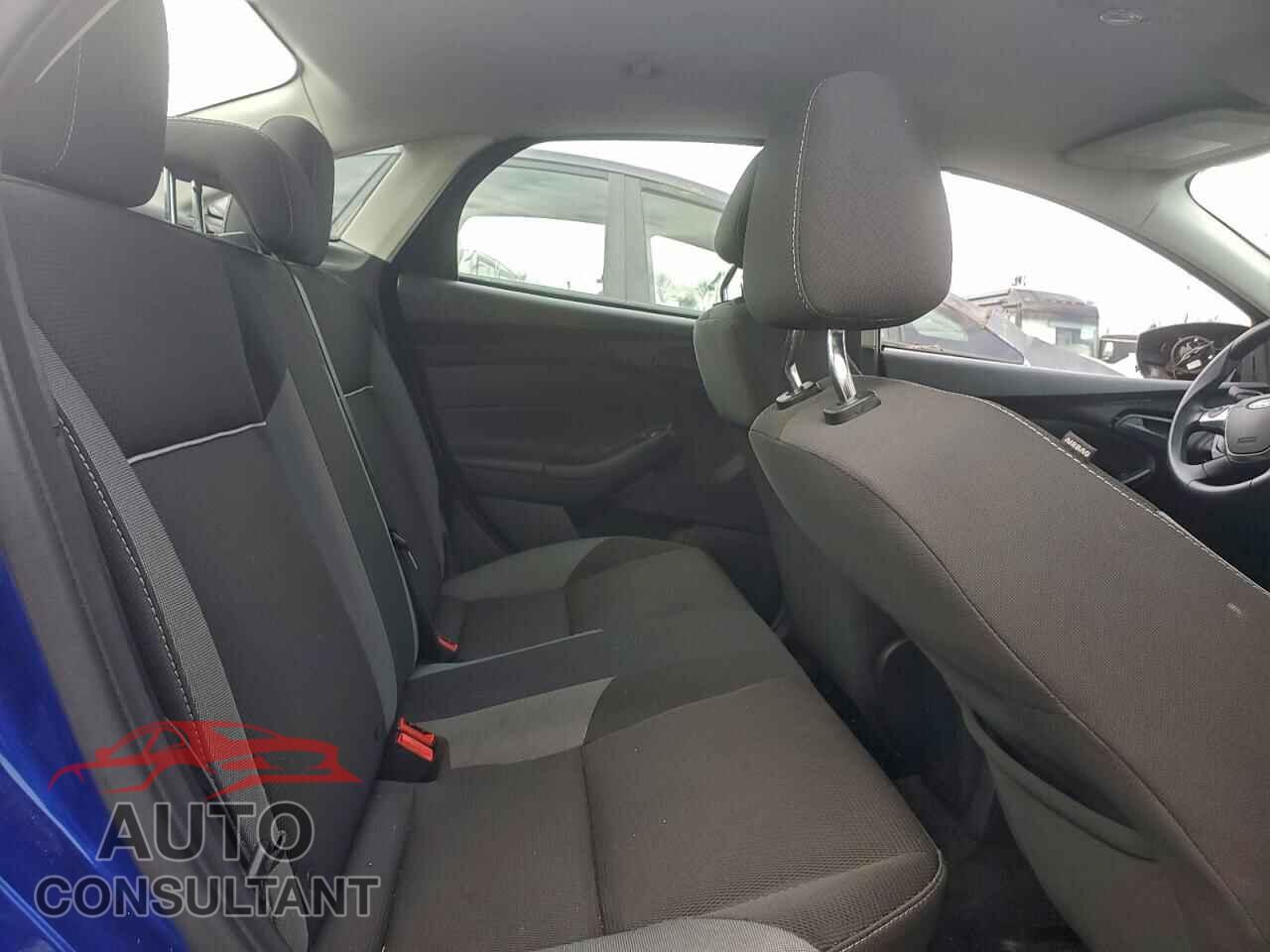 FORD FOCUS 2012 - 1FAHP3F20CL348043
