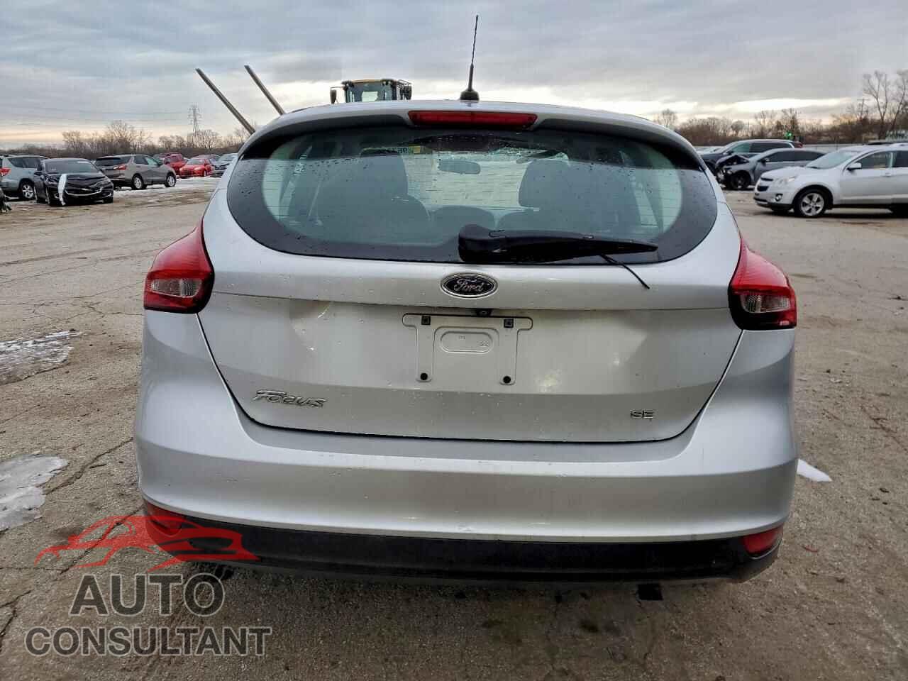 FORD FOCUS 2017 - 1FADP3K27HL216280