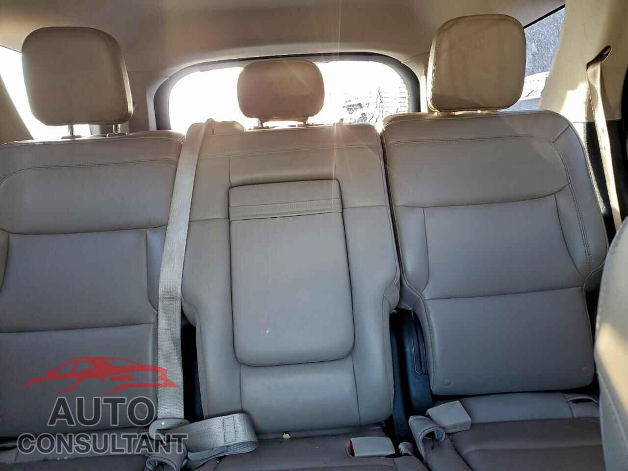 FORD EXPLORER 2023 - 1FMSK7DH6PGB18885