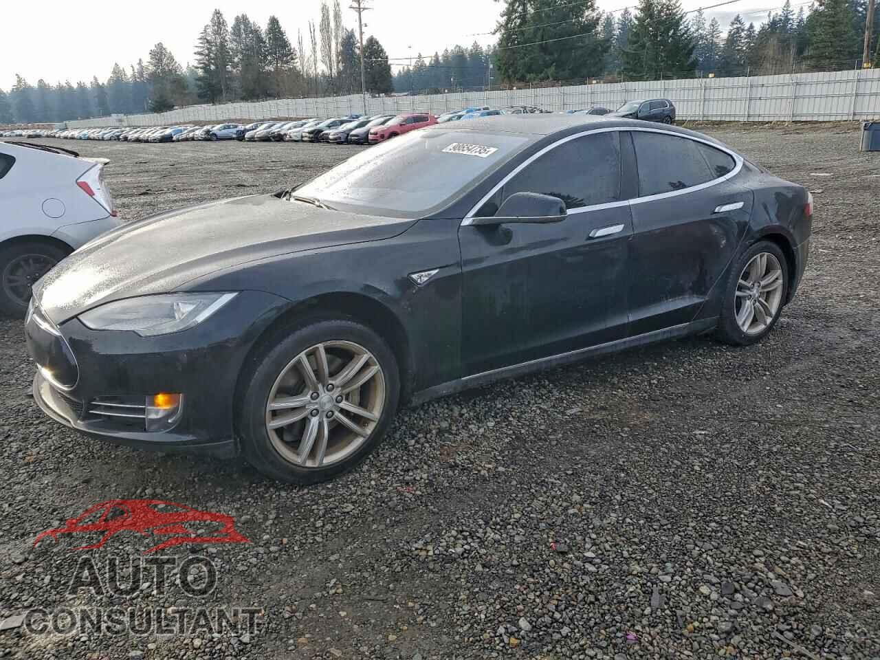 TESLA MODEL S 2014 - 5YJSA1H13EFP47514