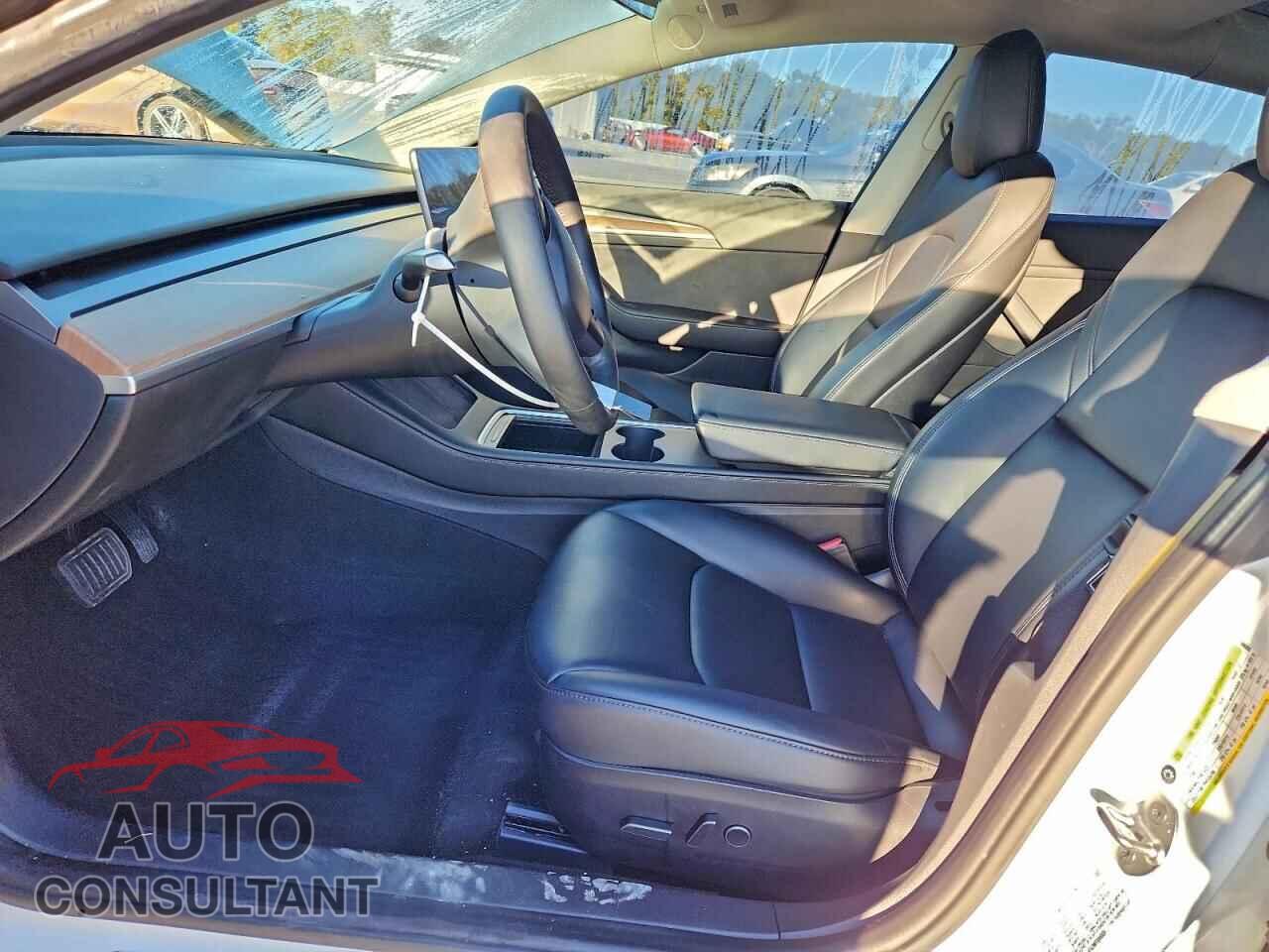 TESLA MODEL 3 2021 - 5YJ3E1EA3MF086806