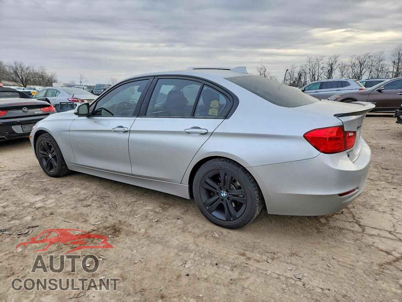 BMW 3 SERIES 2013 - WBA3B3C51DF543700