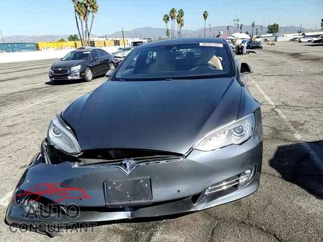 TESLA MODEL S 2016 - 5YJSA1E17GF123397