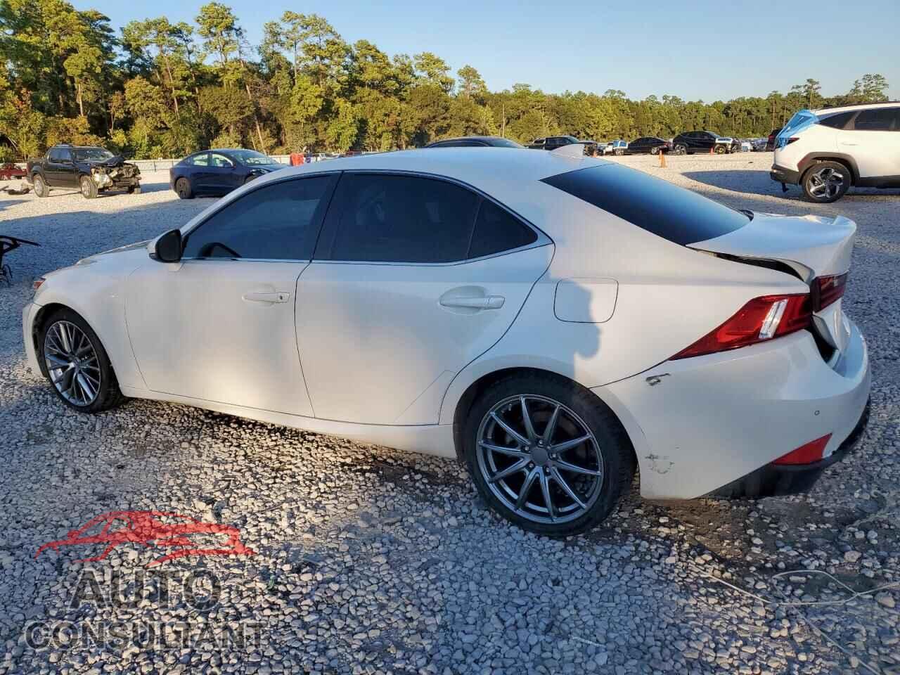 LEXUS IS 2014 - JTHBF1D23E5041062