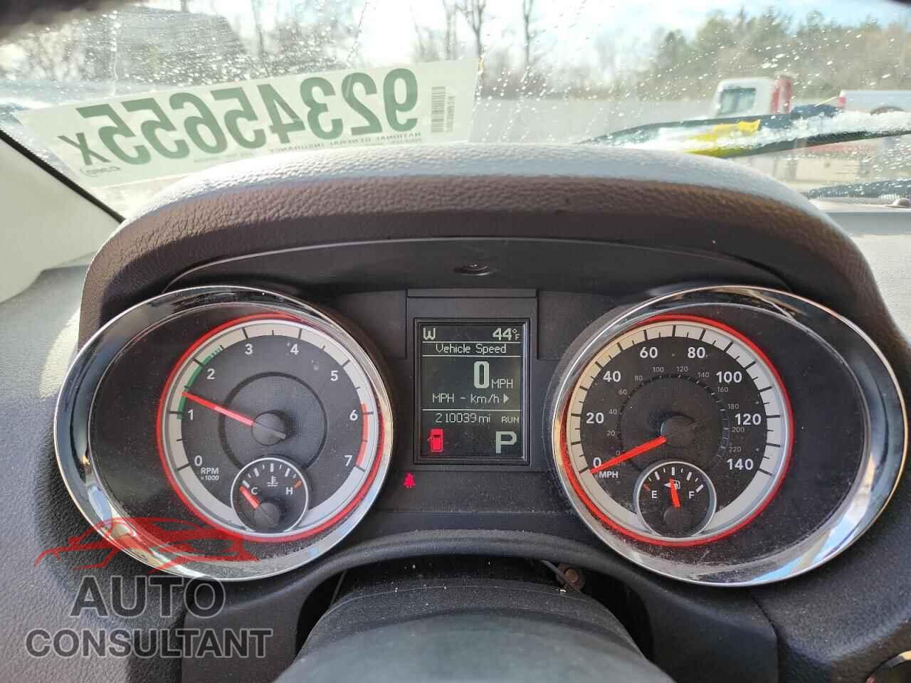 DODGE DURANGO 2012 - 1C4SDJET3CC183127