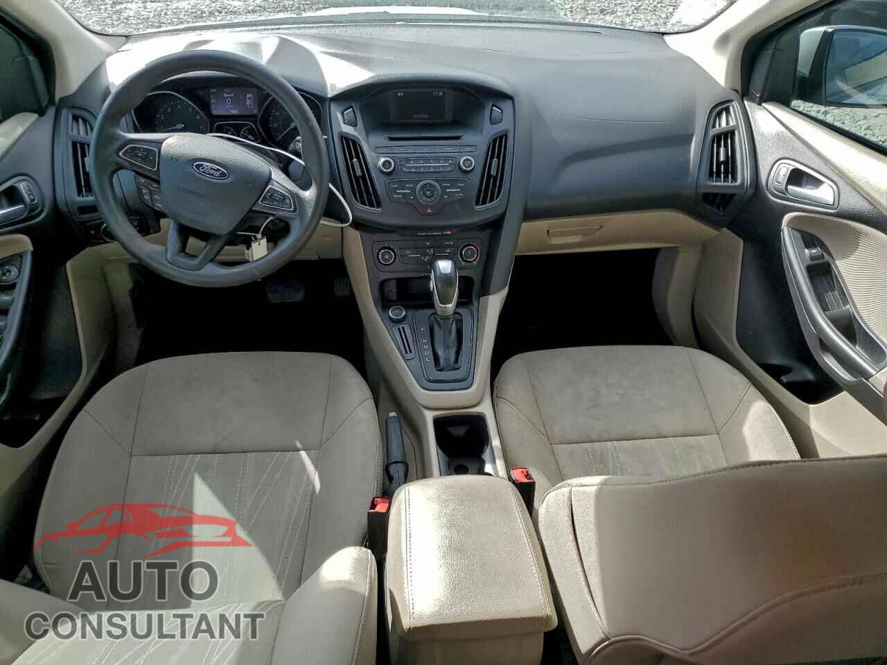 FORD FOCUS 2016 - 1FADP3F25GL402425