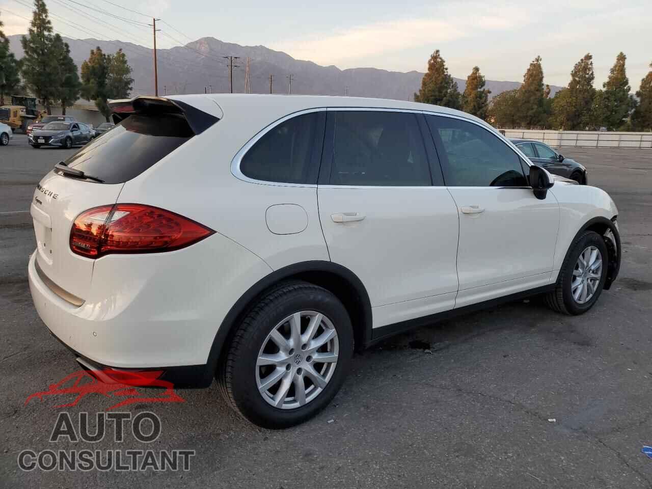 PORSCHE CAYENNE 2012 - WP1AA2A21CLA04511
