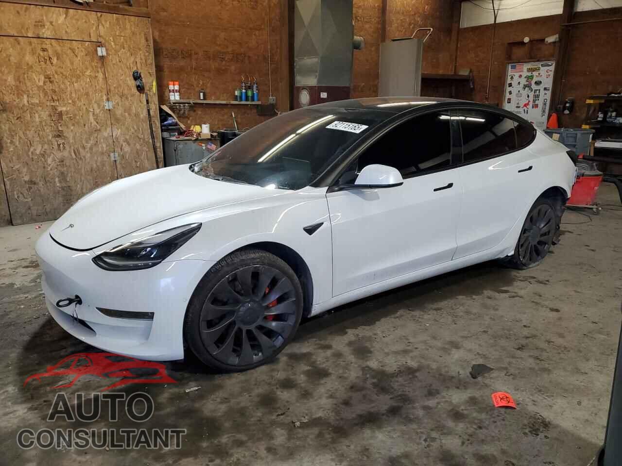 TESLA MODEL 3 2021 - 5YJ3E1EC0MF074369