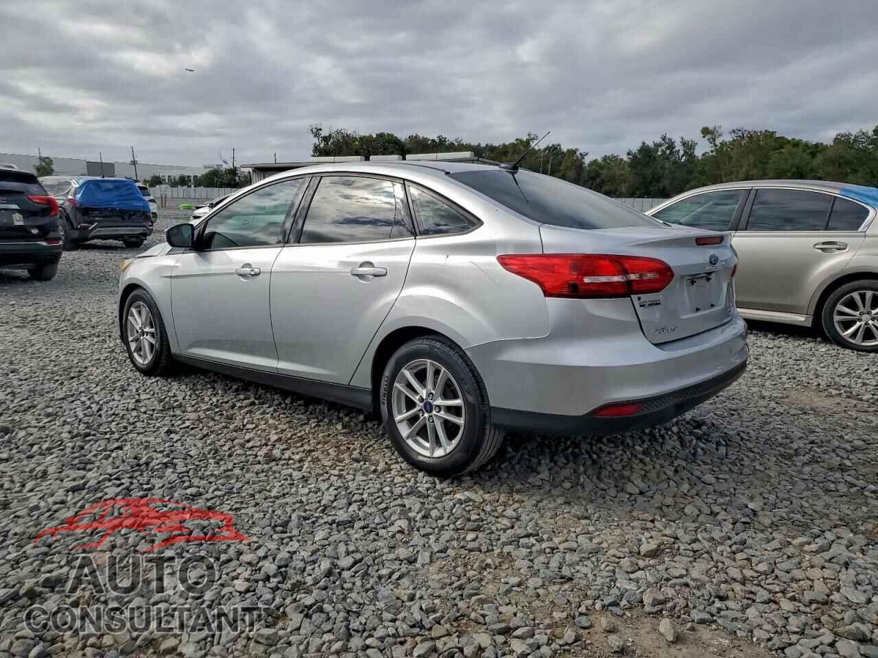 FORD FOCUS 2016 - 1FADP3F25GL402425